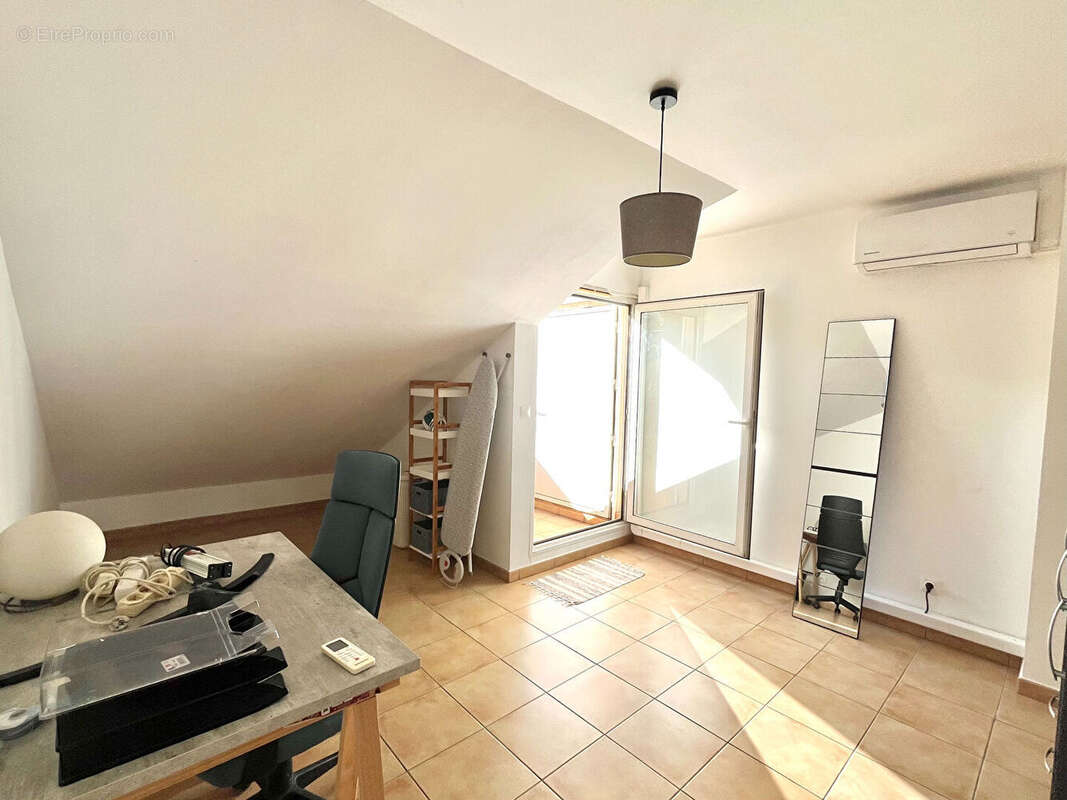 STELLA - T3 en duplex avec vue mer - photo 4