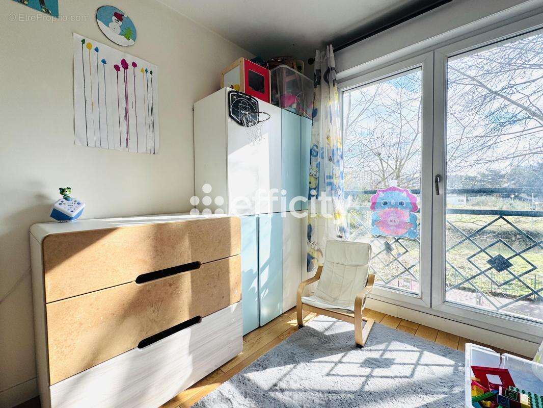 Appartement à CHATILLON