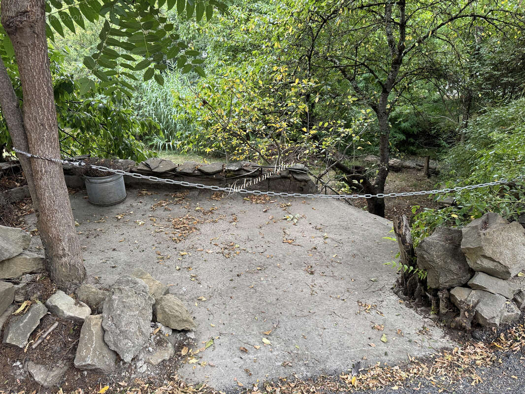 Ensemble immobilier de 3 maisons avec piscine et jardins - photo 42