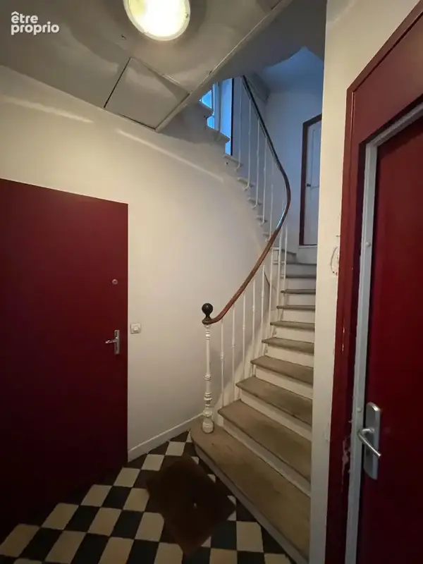 Nancy, rue de Mulhouse : Agréable appartement au second et dernier étage d'une petite résidence. - photo 11