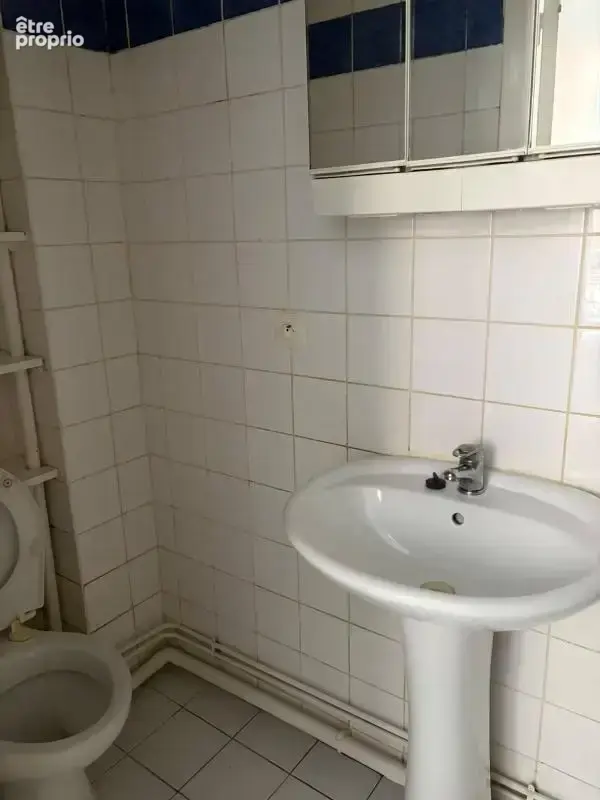 Studio 23 m² en très bon état — Métro Garibaldi 2 min - Charles Schmidt - photo 7