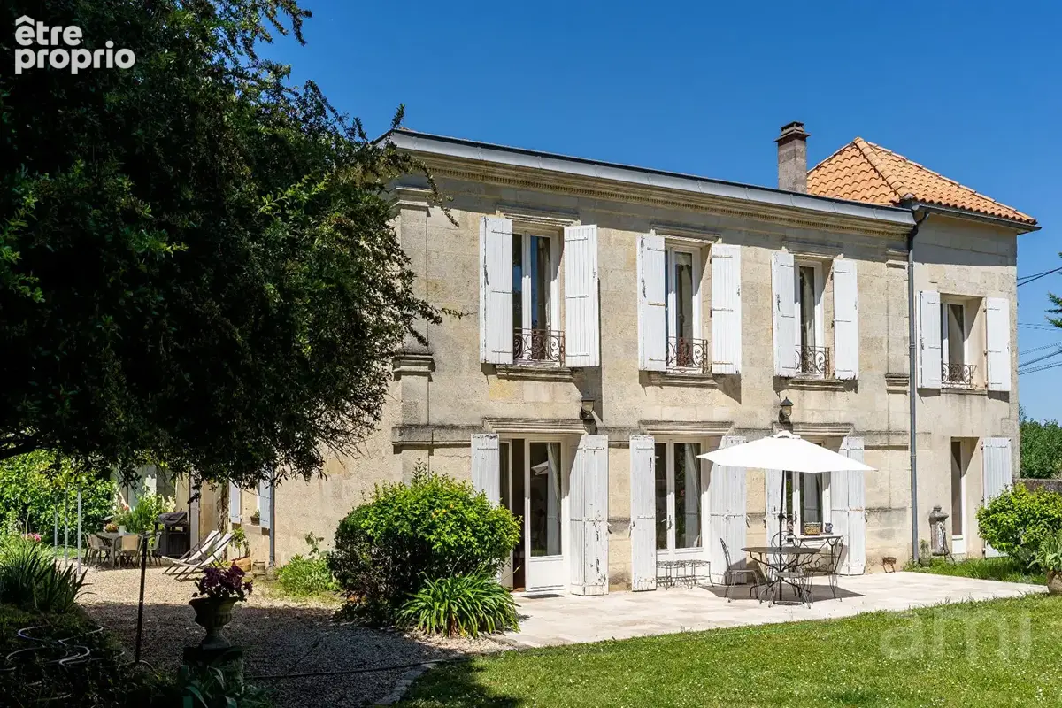 Photo Maison à Artigues-Pres-Bordeaux au prix de 799 500€