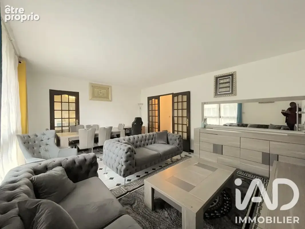 Photo 1 - Appartement à LA COURNEUVE