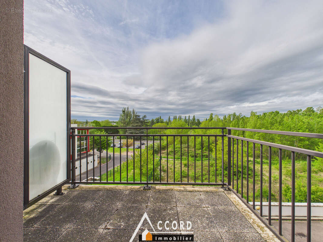 Appartement à SARTROUVILLE