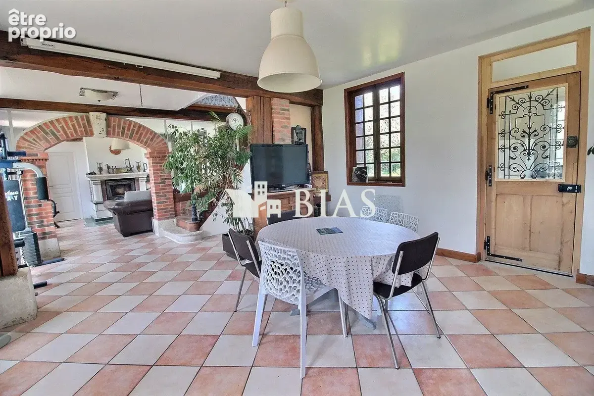 Maison 7 pièces 142 m² à vendre à Saint-Ouen-De-Thouberville (27310) - photo 4
