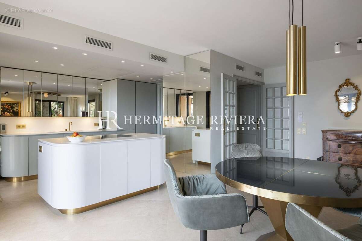 Appartement à CAP-D'AIL