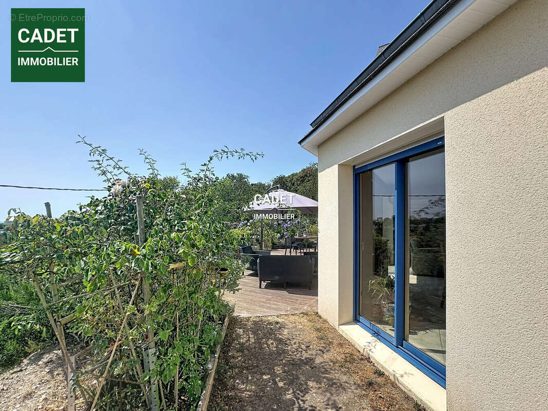 Maison 138 m² à Granville  - photo 5