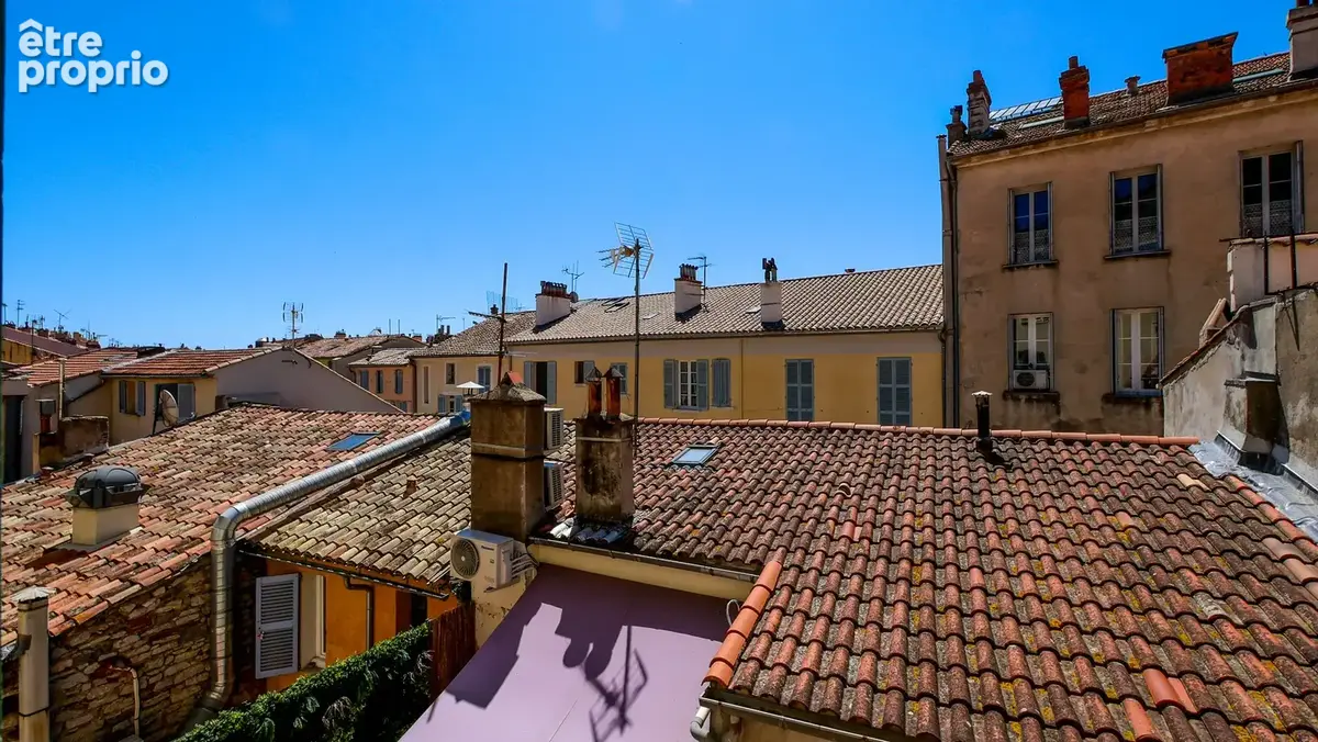 Appartement à HYERES
