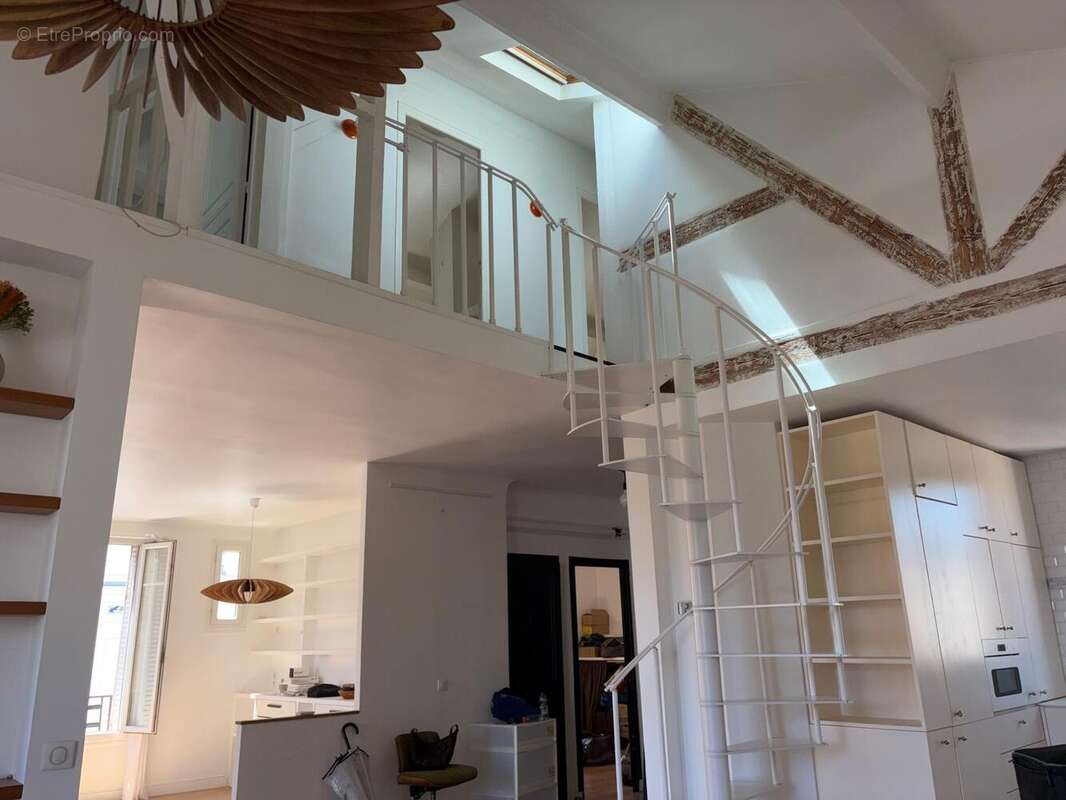Photo 5 - Appartement à SURESNES