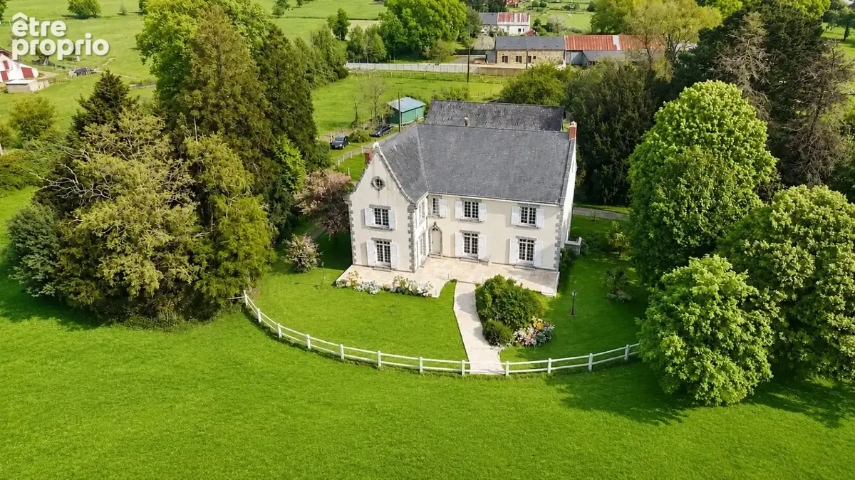 Maison 350 m² à Soudan  - photo 2