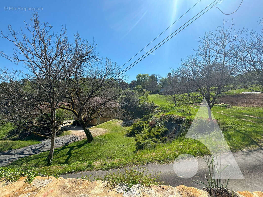 Autre à CALVIAC-EN-PERIGORD