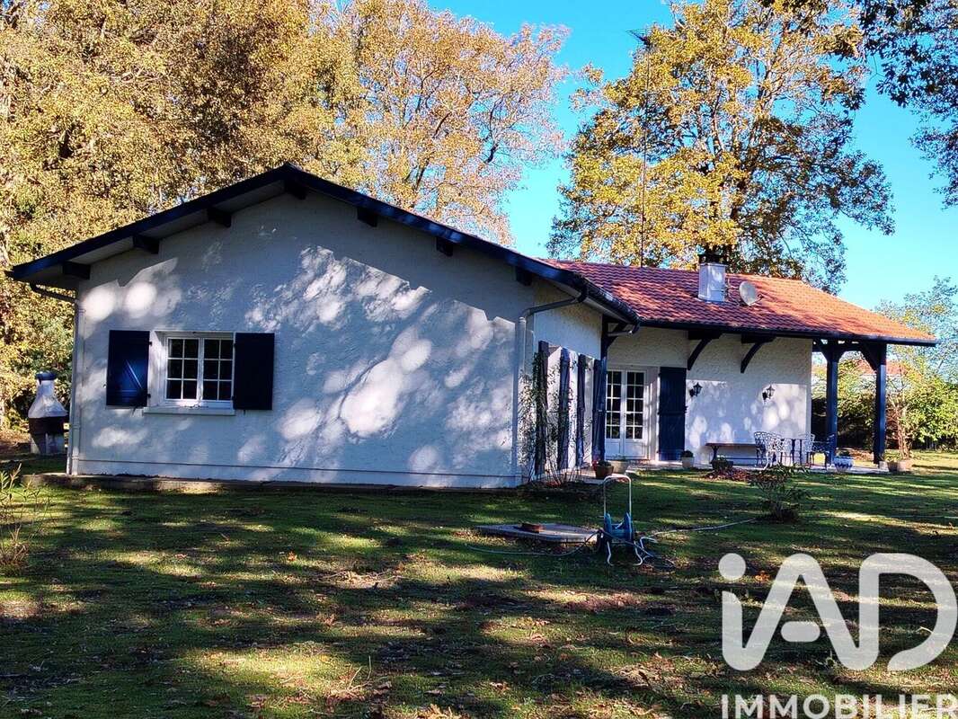 Photo 2 - Maison à SAUBION