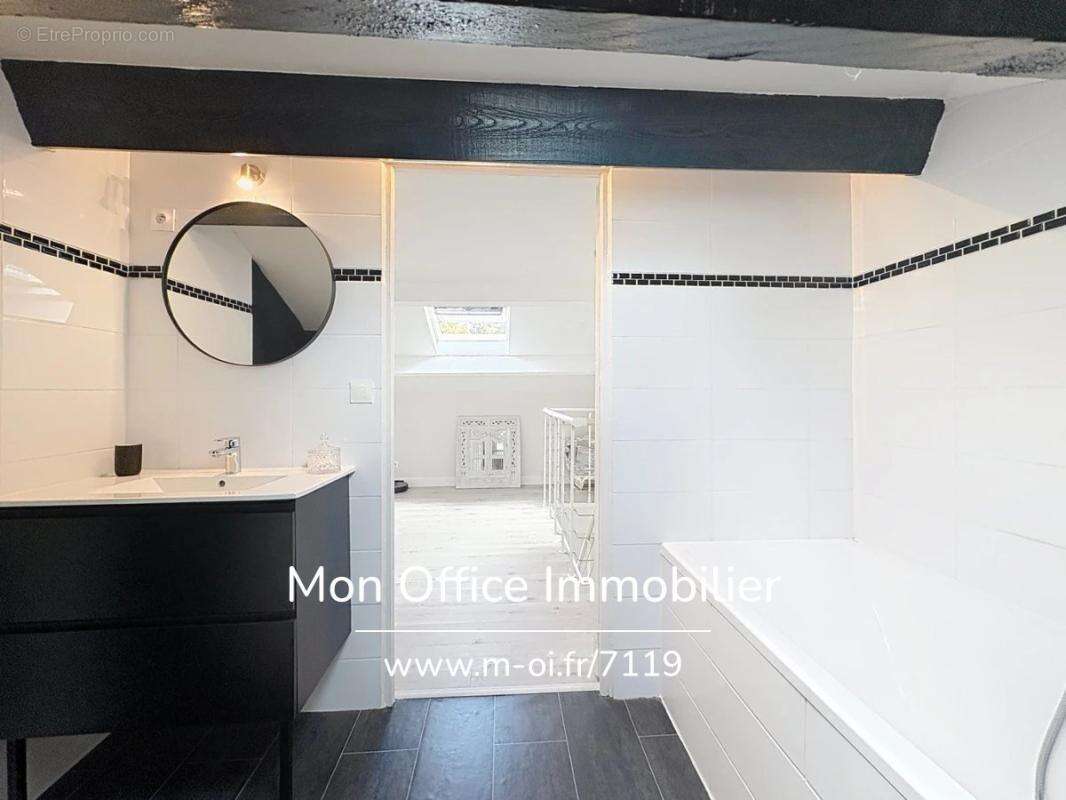 Référence : 7119-les. - maison de ville rénovée avec jardin et cave proche centre & commerces à cavalaire sur mer - photo 14