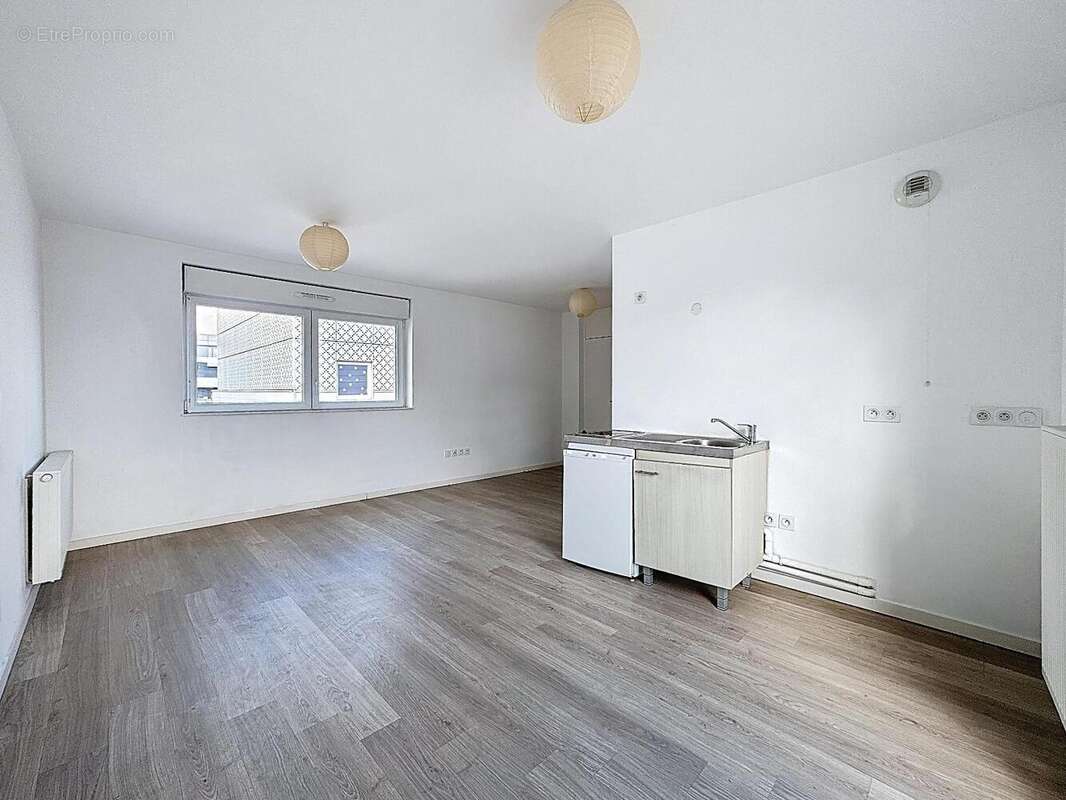   - Appartement à LILLE