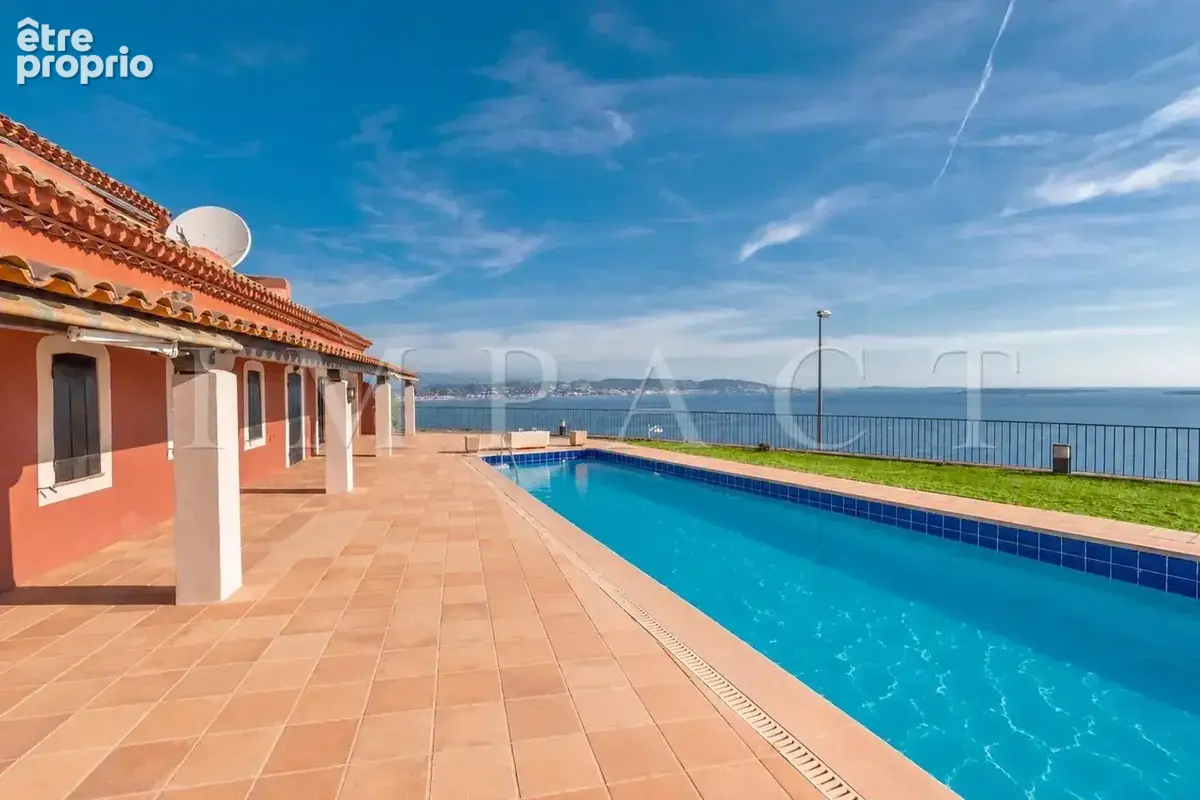 Théoule-sur-Mer – Villa à rénover face à la mer - photo 2