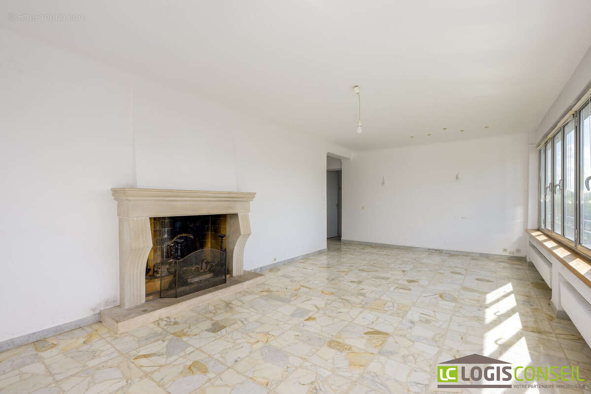 Appartement 96 m² à Chatenay-Malabry  - photo 2