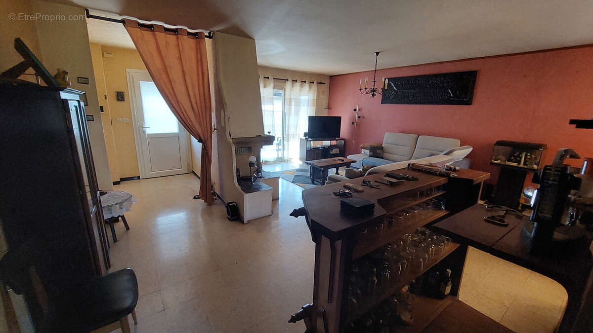 Maison à BOURG-SAINT-ANDEOL