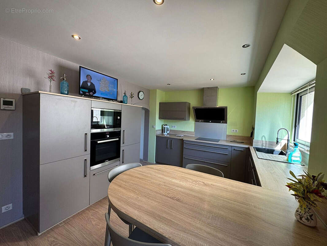 Maison à CHATEAUPONSAC