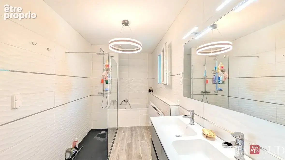 LIGNAN SUR ORB - Belle villa familiale de 183 m² hab avec piscine et garage - photo 9