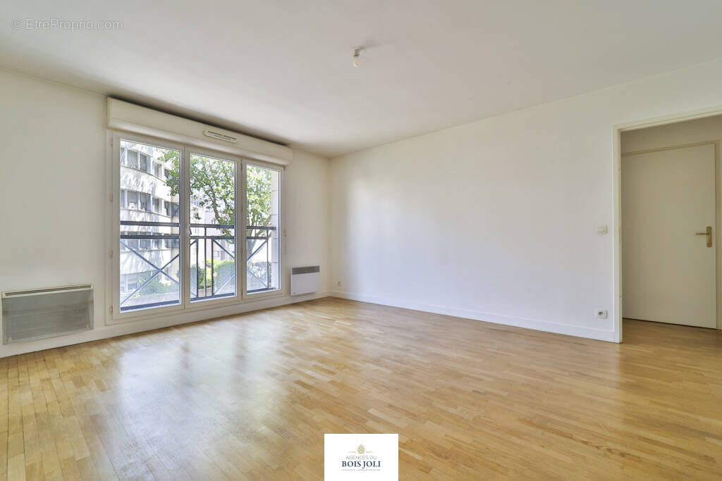 Appartement à ISSY-LES-MOULINEAUX
