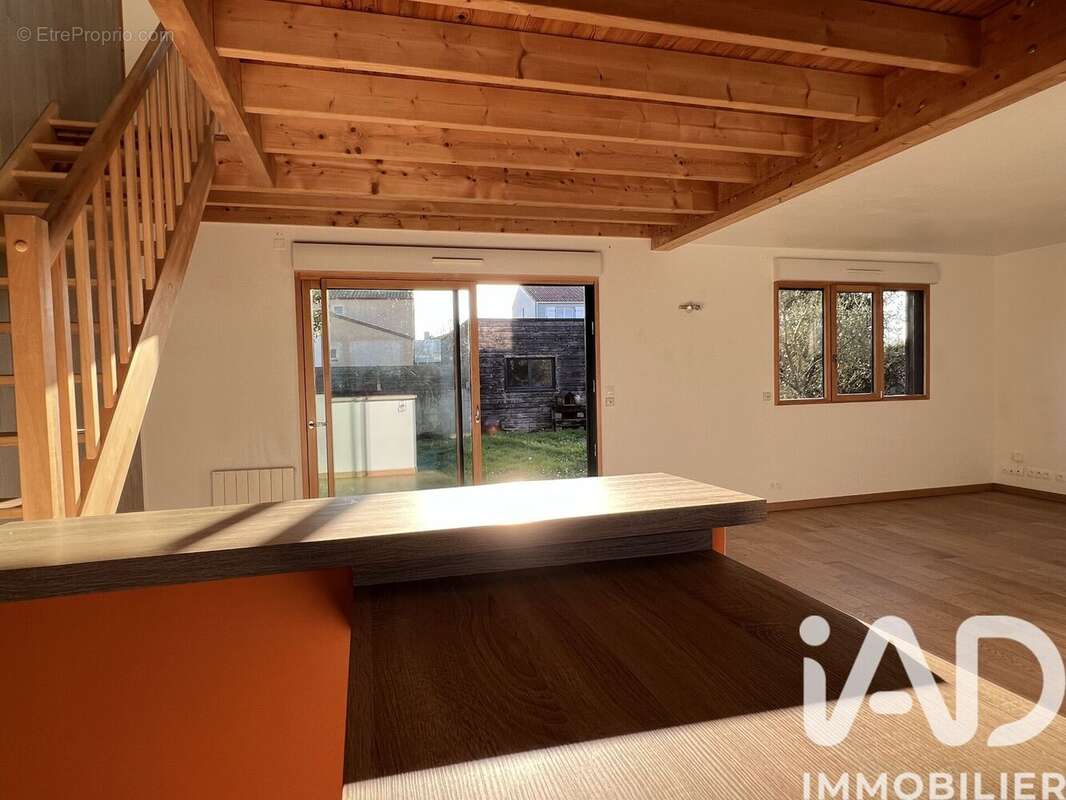 Photo 2 - Maison à SAINTE-PAZANNE