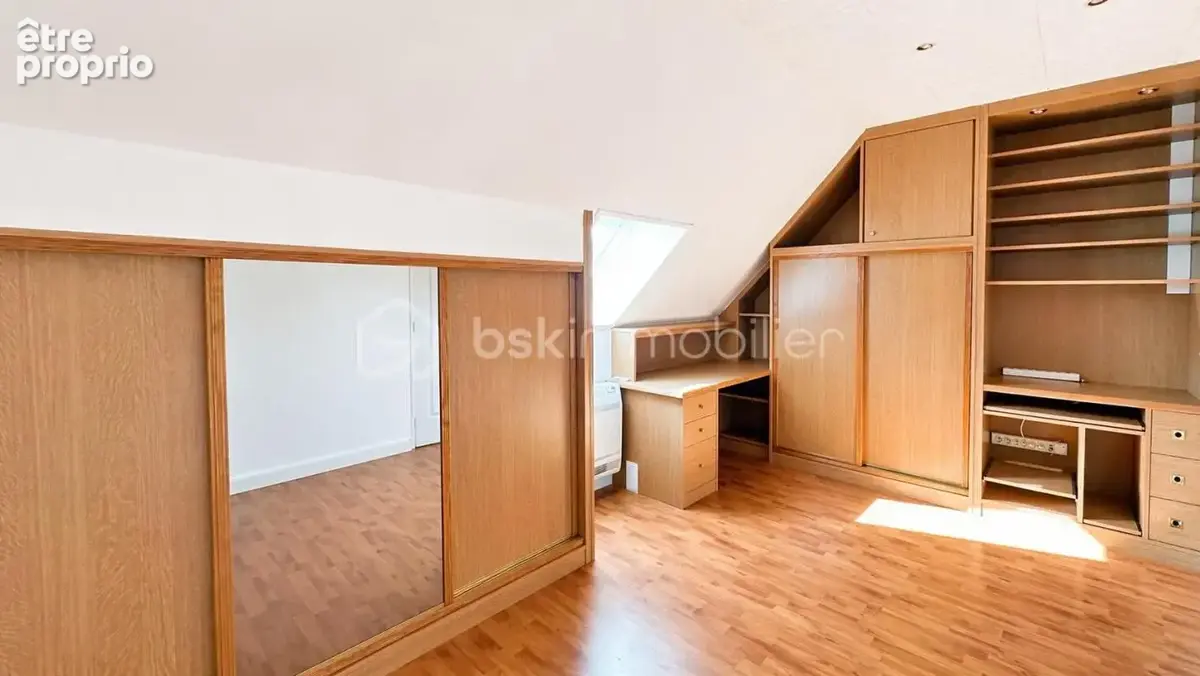 Magnifique maison familiale avec piscine – Calme absolu à 20 km de Paris - 240 m² habitables - photo 11