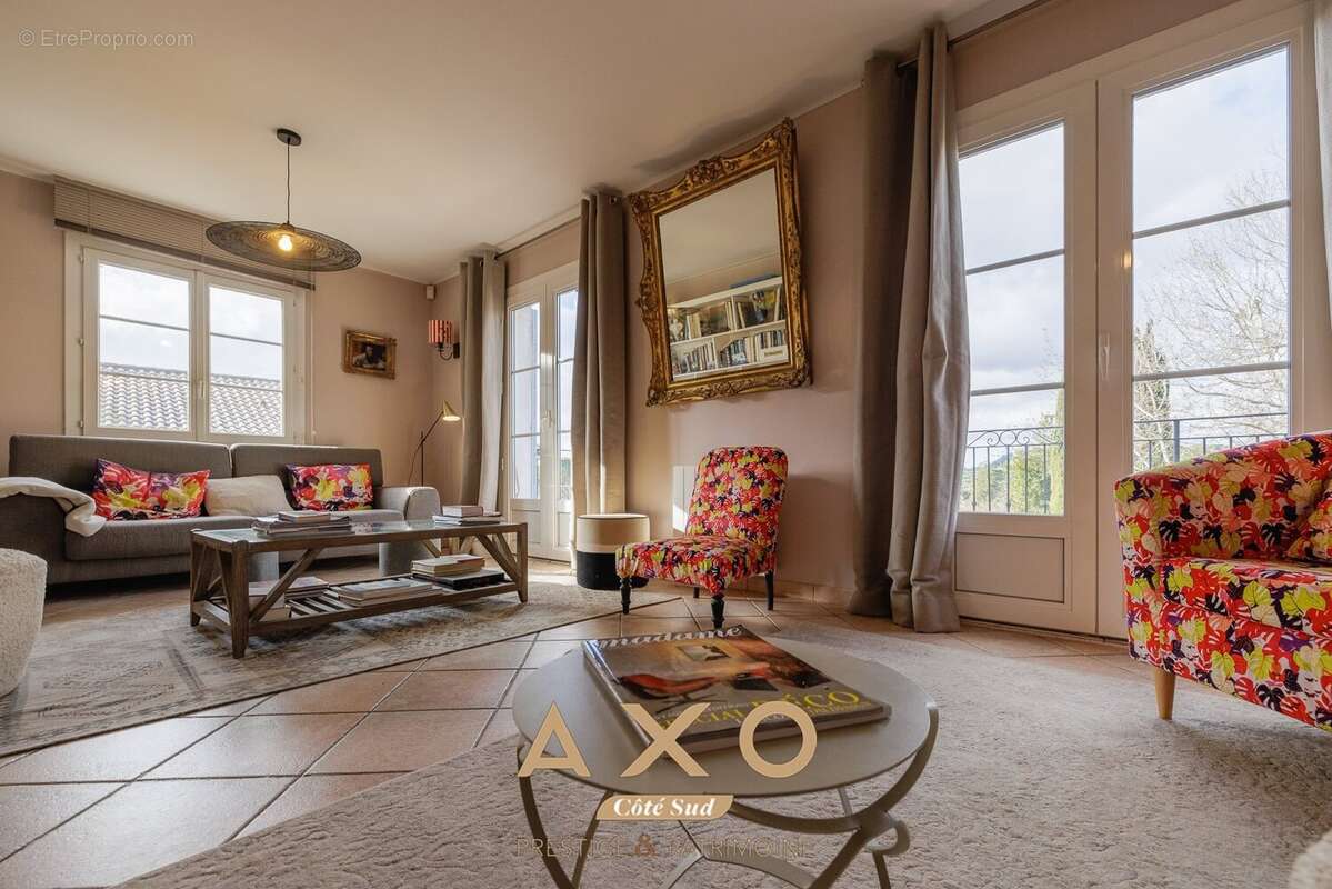 Maison à BOUC-BEL-AIR