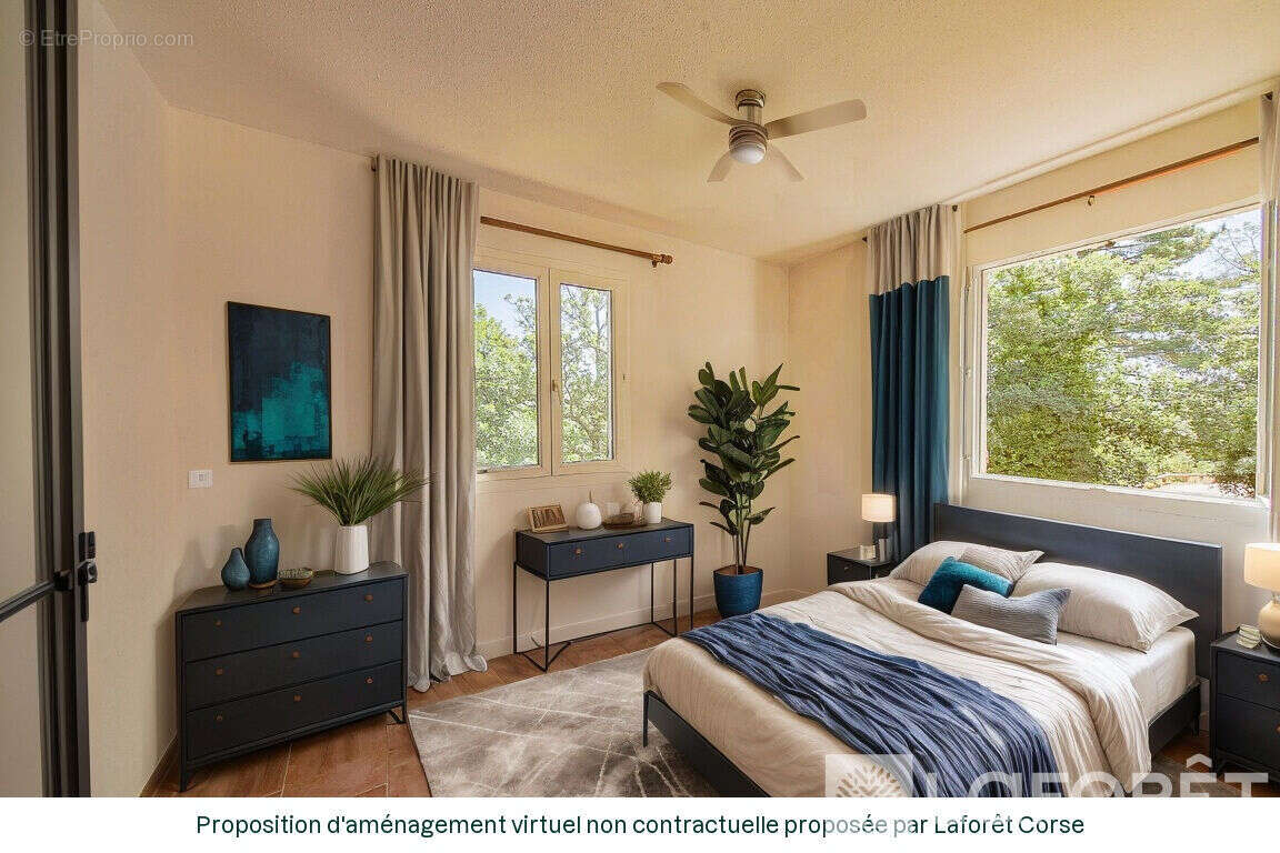 Appartement à CORTE