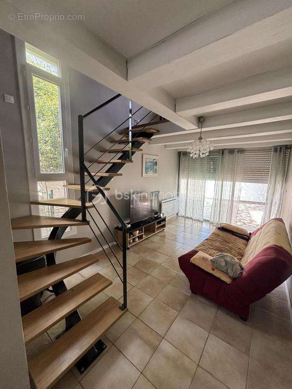 Maison à CASTELNAU-DE-GUERS