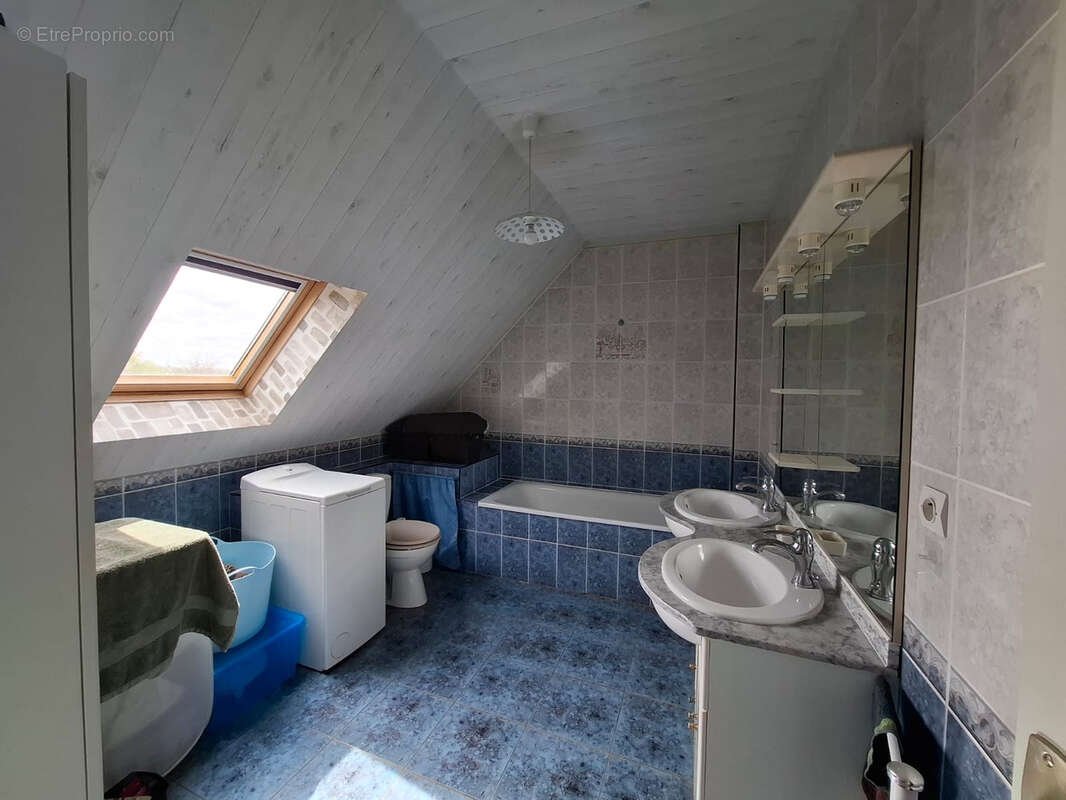 Maison à COULOMMIERS