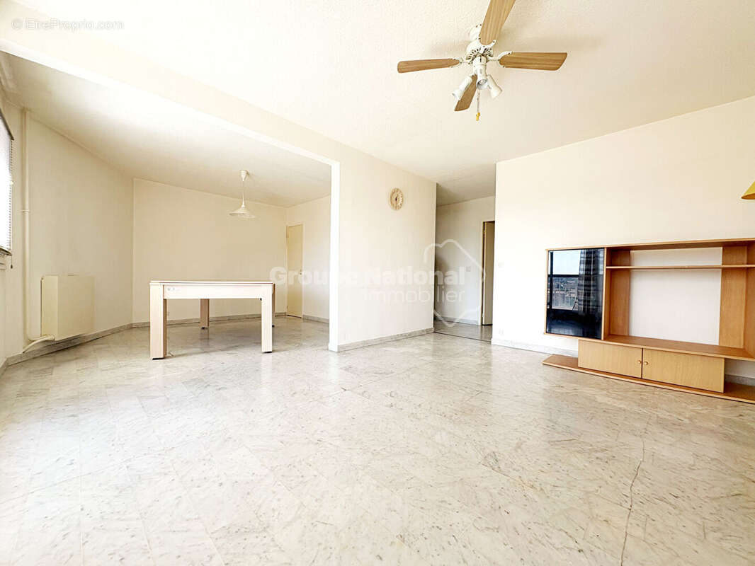 Appartement à SALON-DE-PROVENCE
