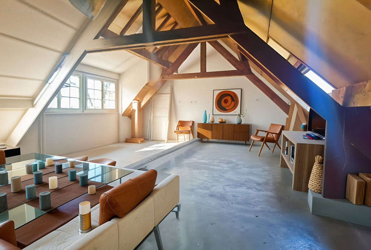 Maison à ROSNY-SOUS-BOIS