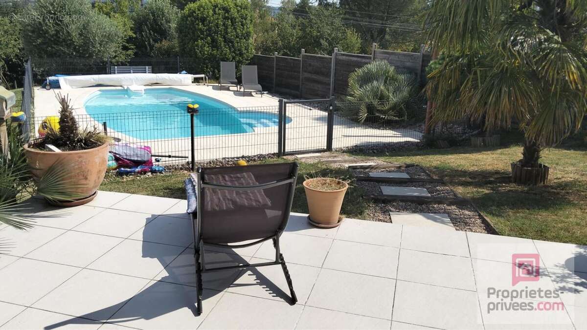 Maison à COSNAC