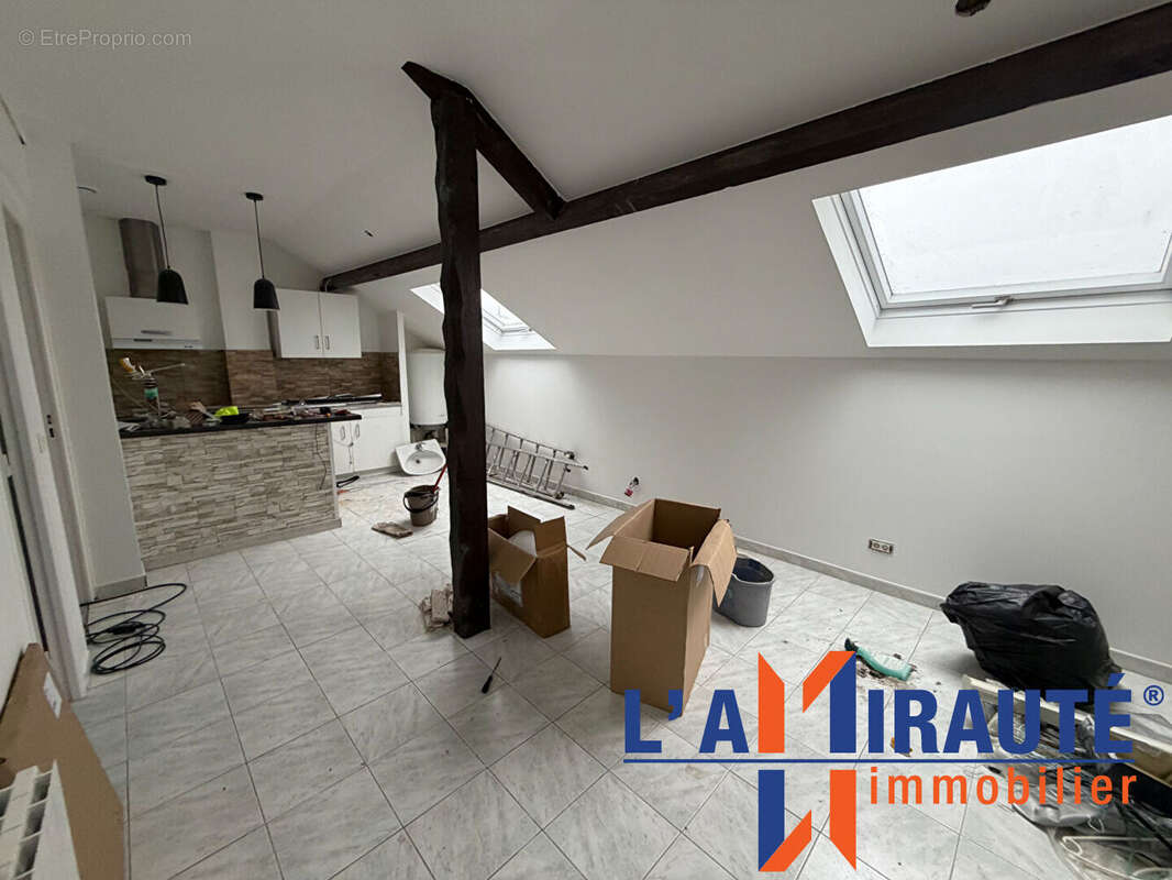 Appartement à SARTROUVILLE