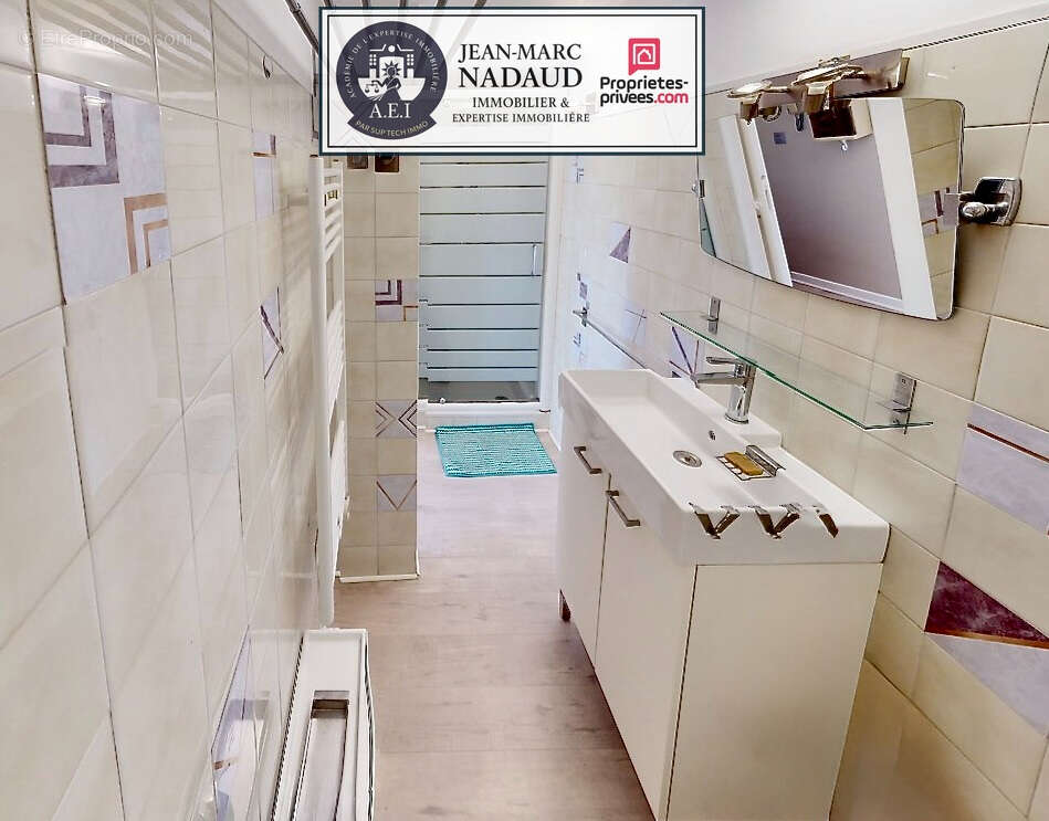 Appartement à SAINT-RAPHAEL