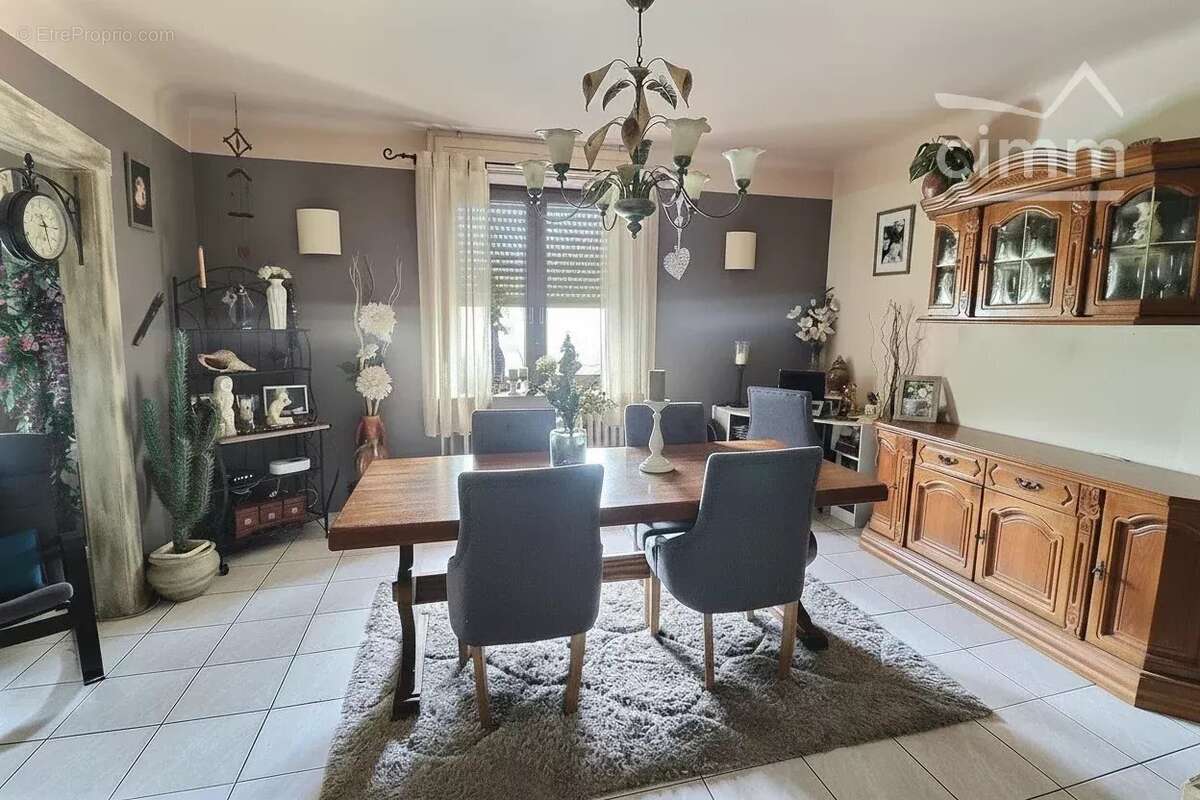 Appartement à BEHREN-LES-FORBACH