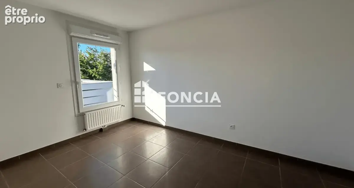 T2 récent avec ascenseur à Morières-lès-Avignon : un placement locatif idéal - photo 3