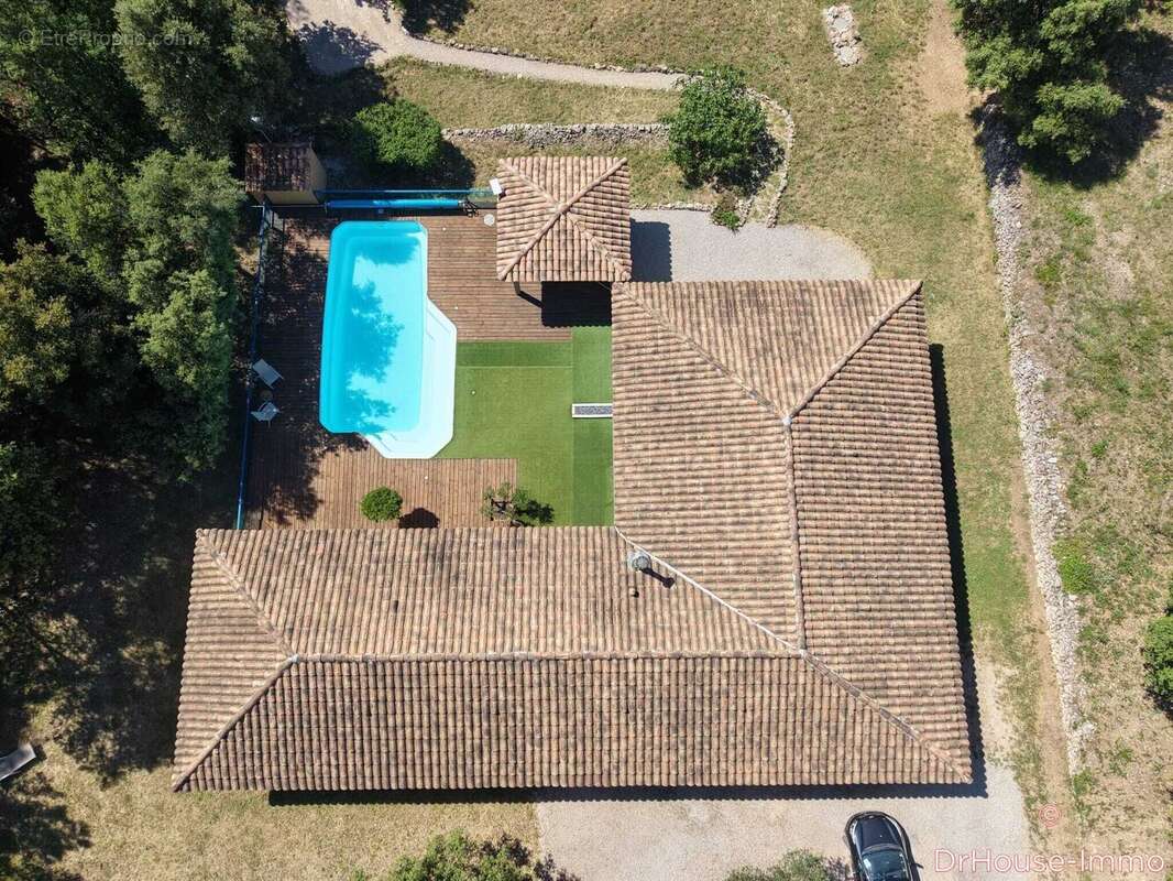 Maison à BESSE-SUR-ISSOLE