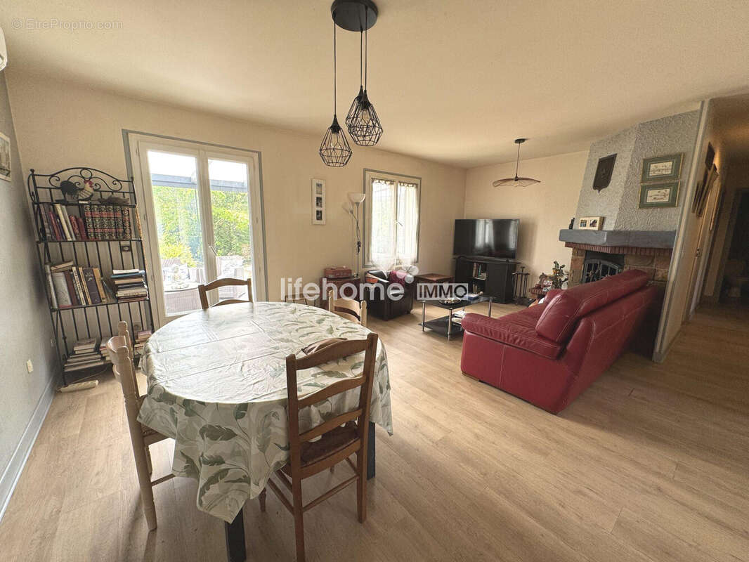 Maison 85 m² à Saint-Maur  - photo 3