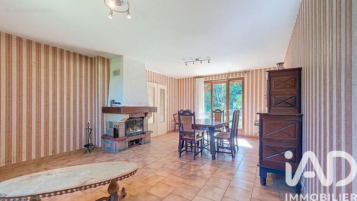 Photo 2 - Maison à NOYANT-D'ALLIER