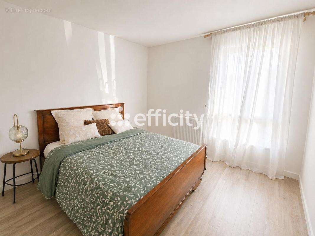 Appartement à OUISTREHAM