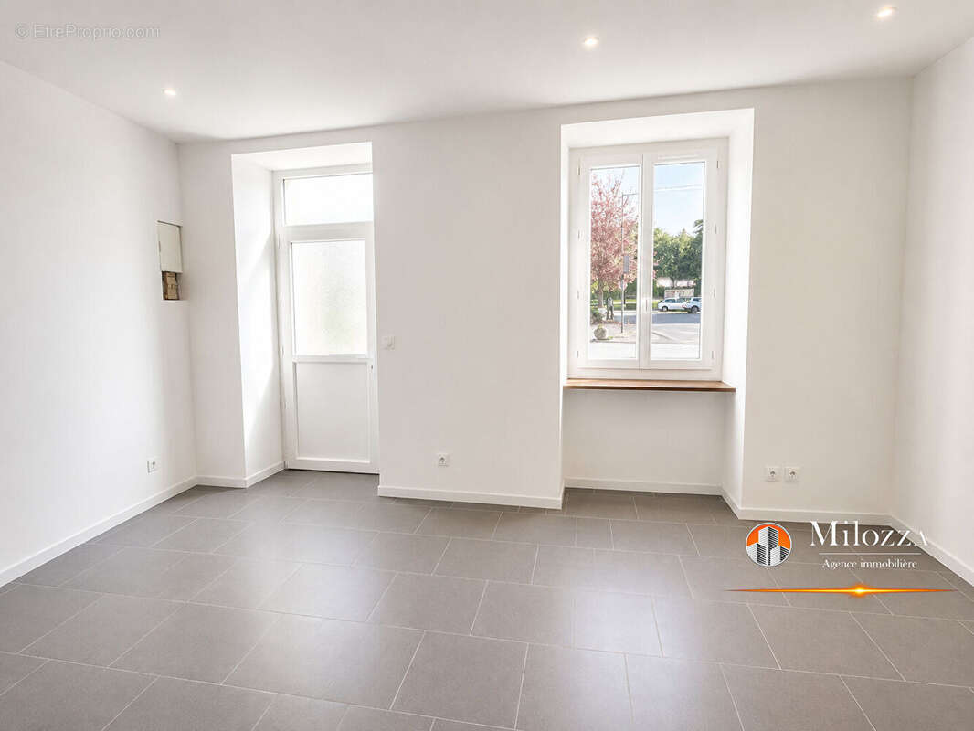 Appartement à CHAMAGNIEU