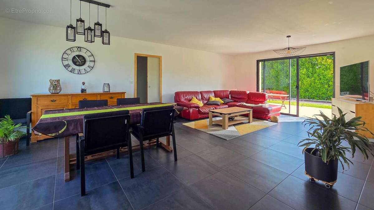 Photo 2 - Maison à VERNANTES