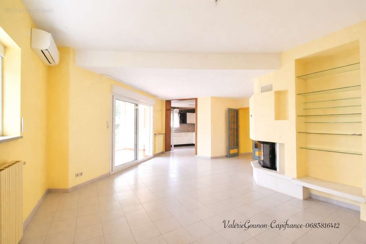 Maison à vendre 5 pièces JUVIGNAC (34),4 Chambres,130 m2, Terrain 645m2, Jardin,Sous-Sol total-Garage double-Piscine - photo 3