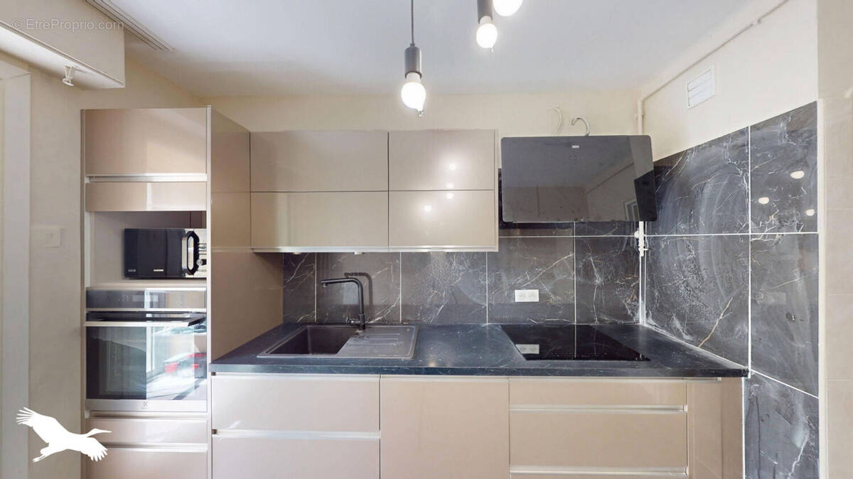 Appartement à MARSEILLE-10E