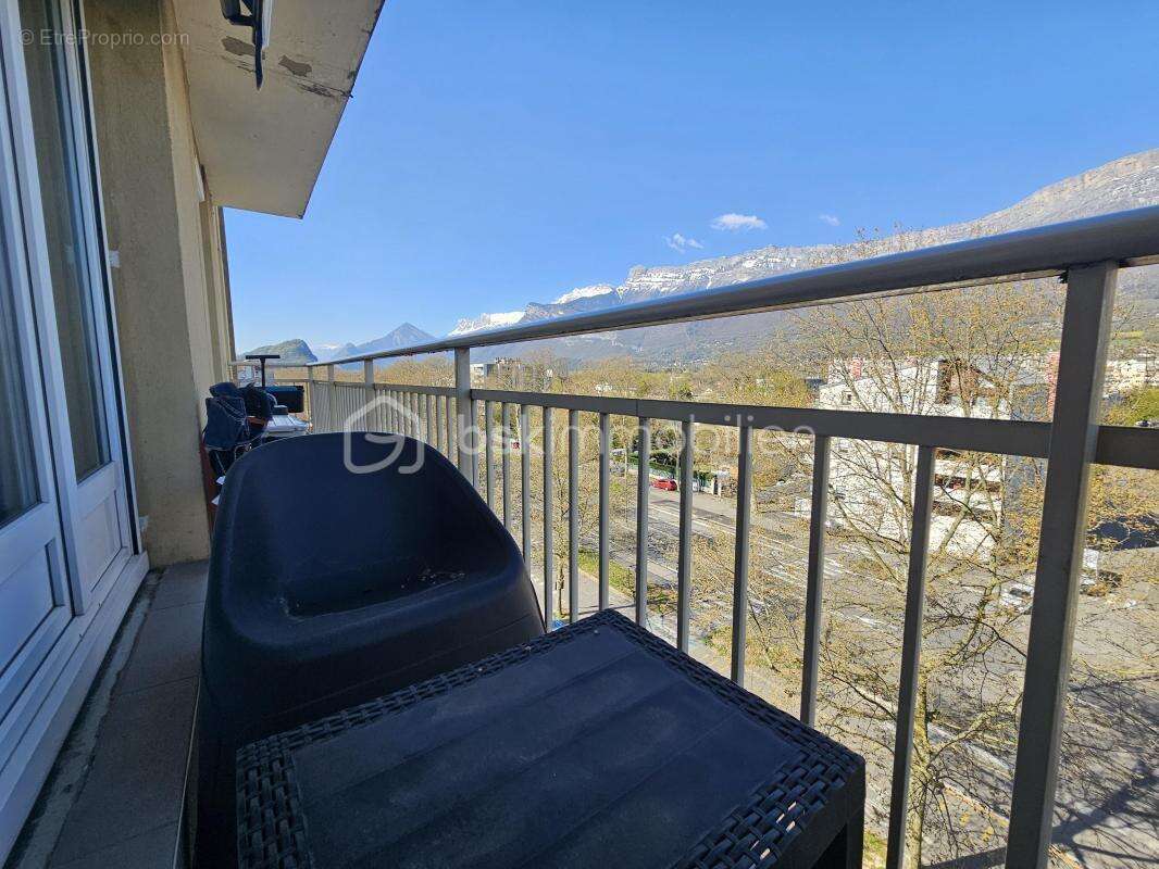 Appartement à LE PONT-DE-CLAIX