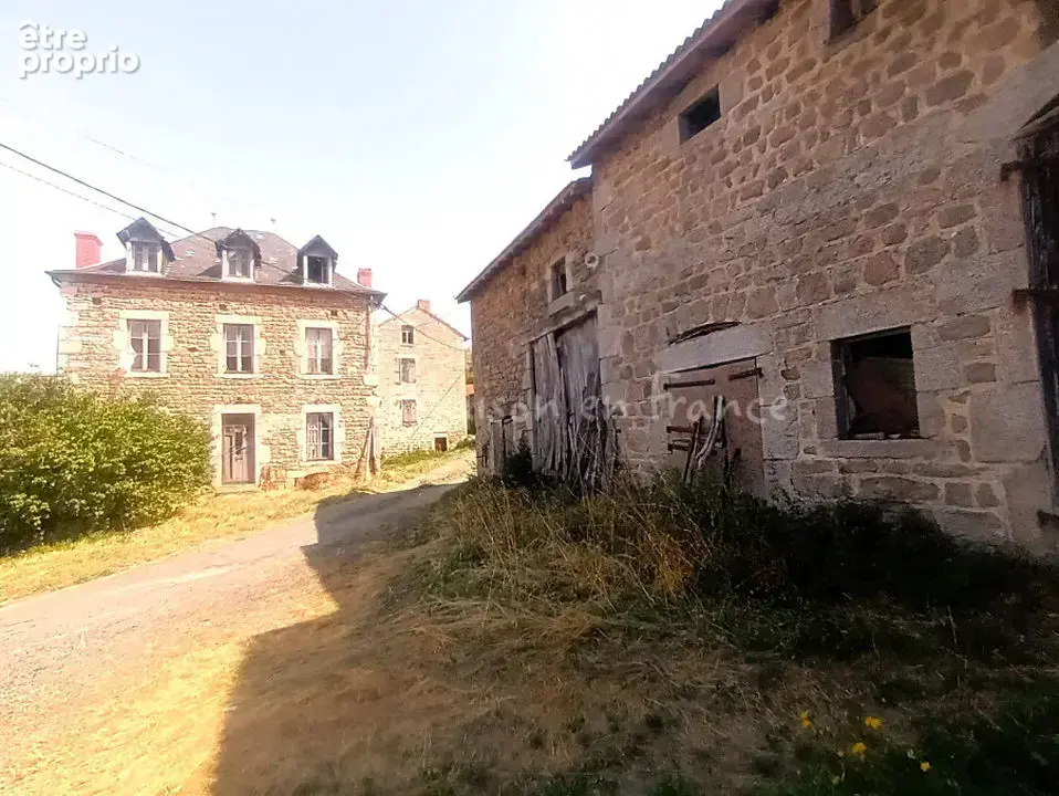 Maison 15 pièces 448 m² à vendre à Chateldon (63290) - photo 7