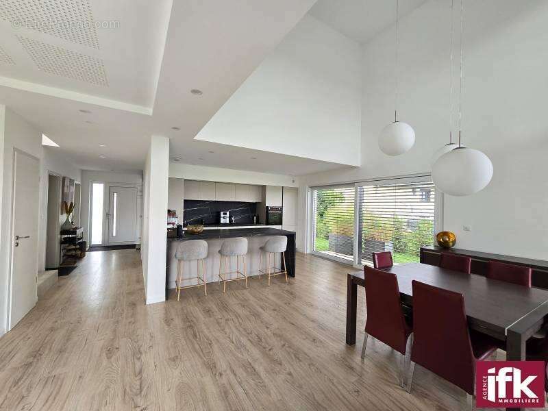 Maison à URSCHENHEIM