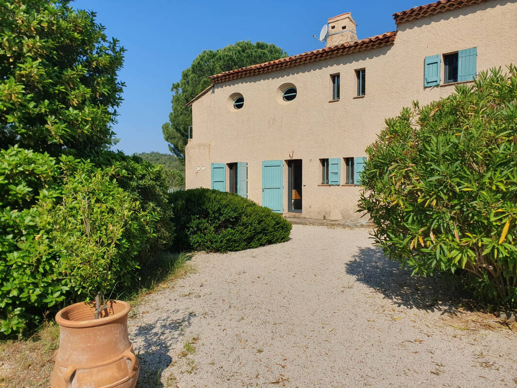 Maison à LA LONDE-LES-MAURES