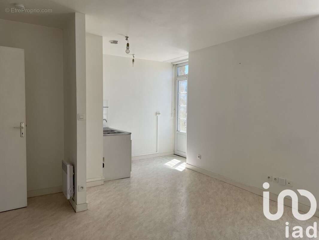 Photo 4 - Appartement à LA ROCHE-DERRIEN